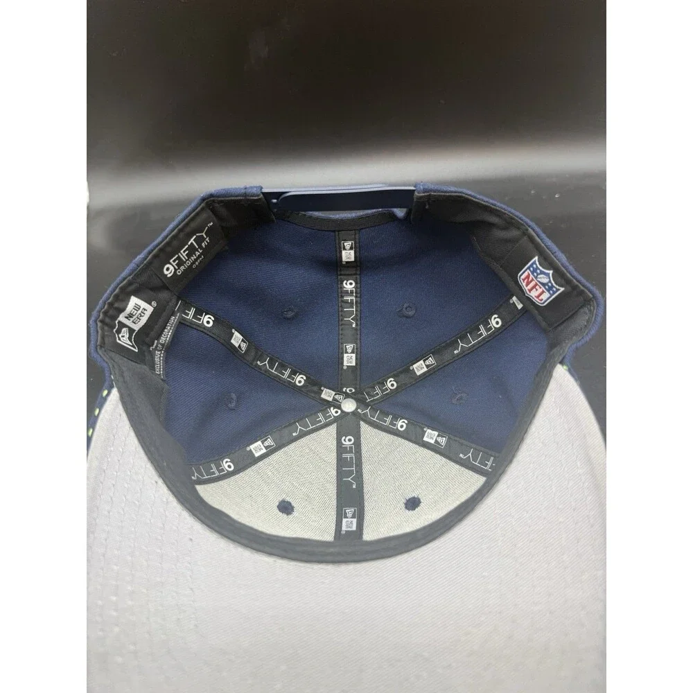 New Era Seattle Seahawks 9FIFTY Green Shiny Mesh Bill Snapback Trucker Hat GUC